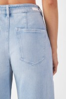 Blink - wide barrel soft denim